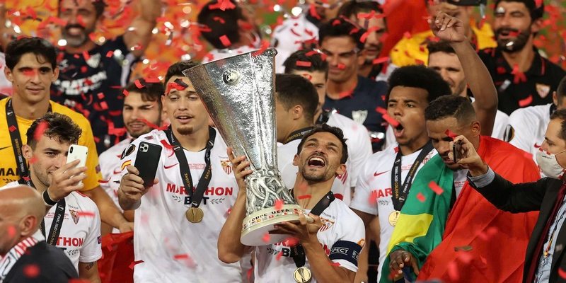 Sevilla được mệnh danh là ông vua Europa League